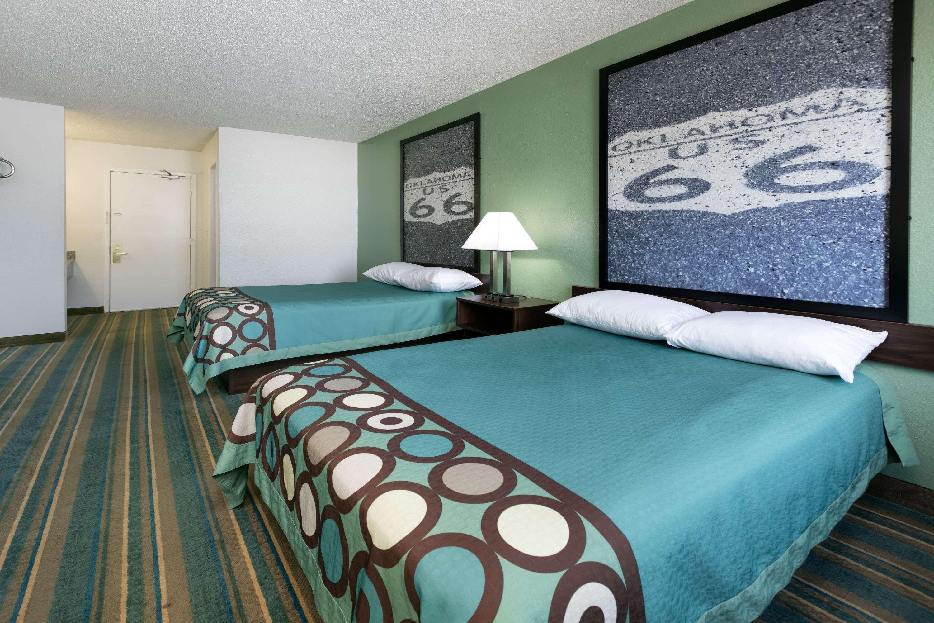 Super 8 By Wyndham Sapulpa/Tulsa Area Motel Glenpool Exterior photo